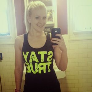 Meet your Posher, Abby